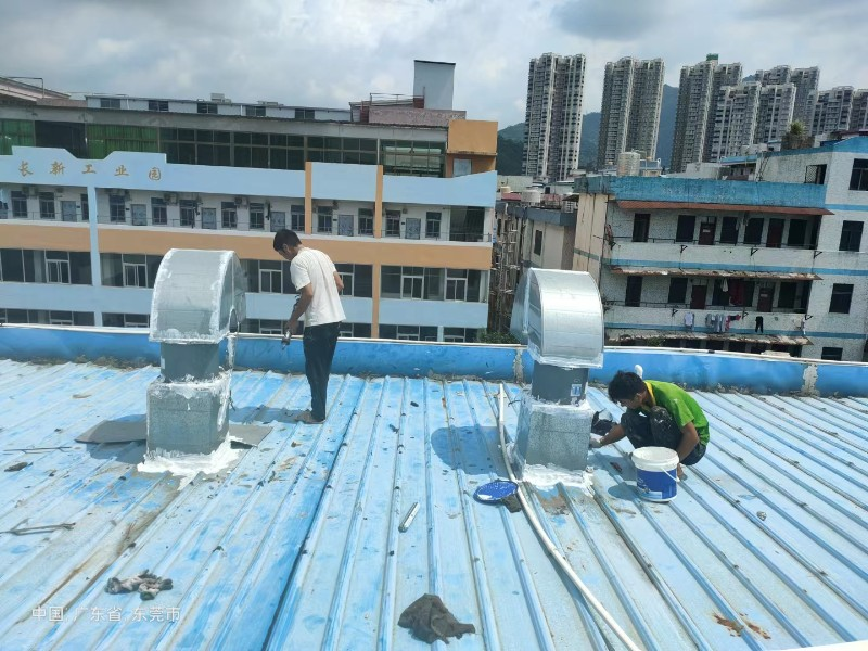 光山钢结构屋面涂料维修方法